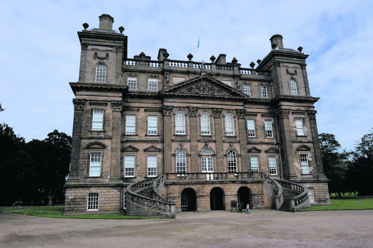 Belvedere Holiday Home Whitehills エクステリア 写真