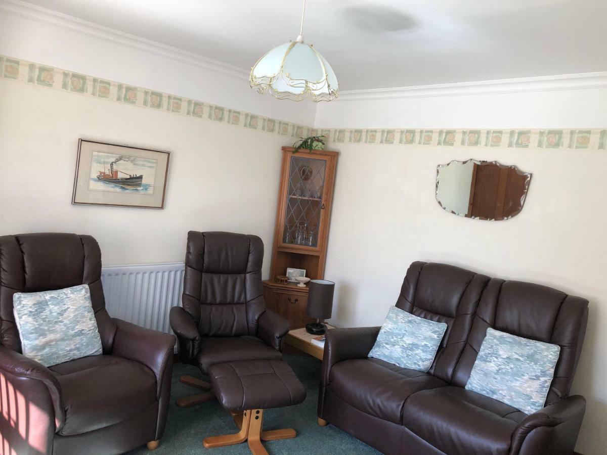 Belvedere Holiday Home Whitehills エクステリア 写真